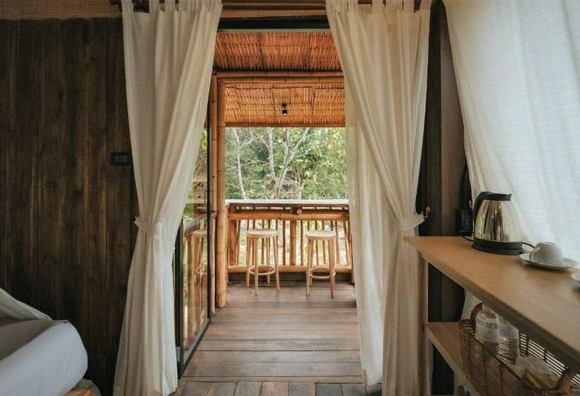 스탠다드 발코니 룸, อุ่นไอมาง สะปัน