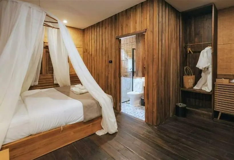 Deluxe Neljän Hengen Huone, อุ่นไอมาง สะปัน