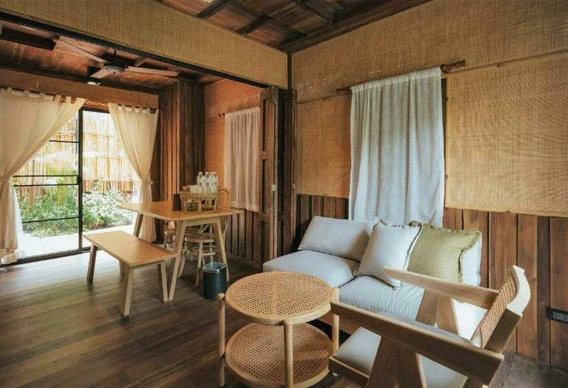 클래식 4인 룸, อุ่นไอมาง สะปัน