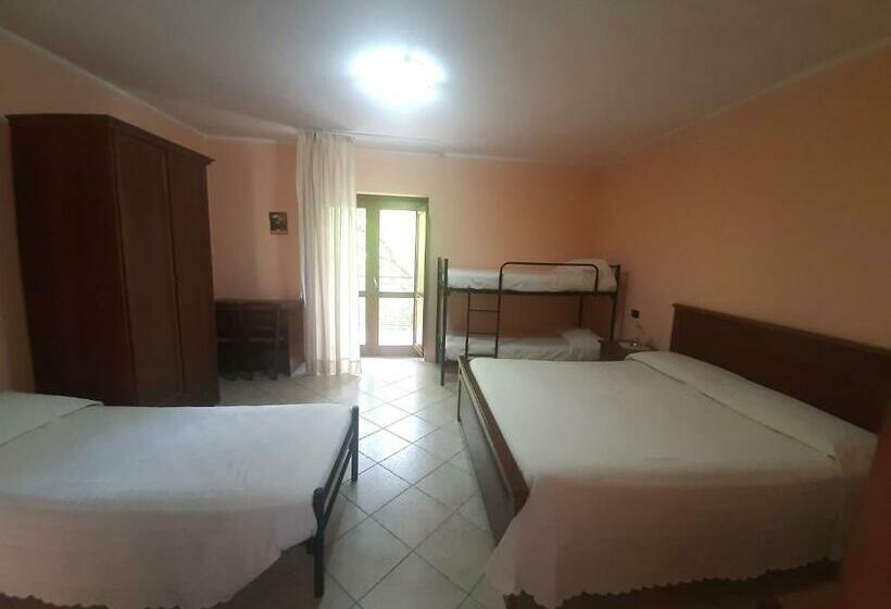 标准间, Residenza Rurale L Antico Castagneto