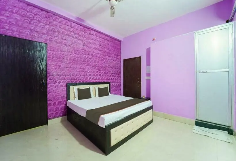 اتاق کلاسیک سه تخته, Oyo Flagship Hotel Doremon