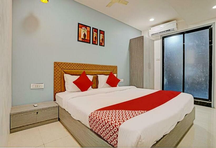 三人经典房间, Green Signature