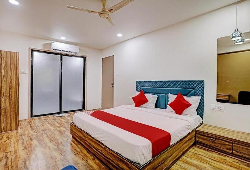 三人经典房间, Green Signature