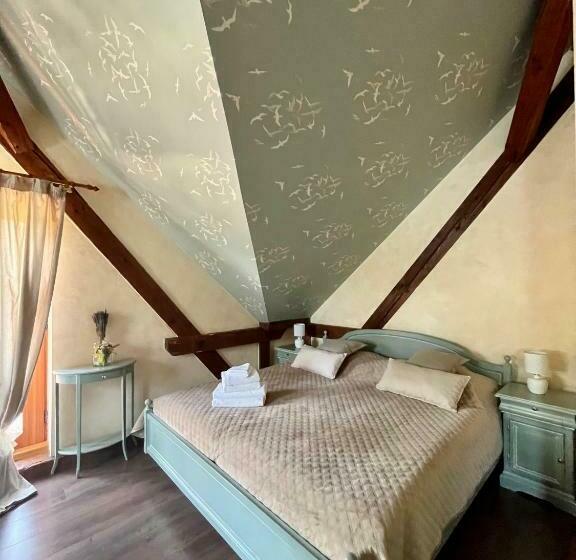 חדר סטנדרט עם מרפסת, Zámeček   Chateau Lány   Depandance Stroodel