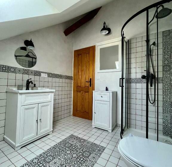 חדר סטנדרט עם מרפסת, Zámeček   Chateau Lány   Depandance Stroodel