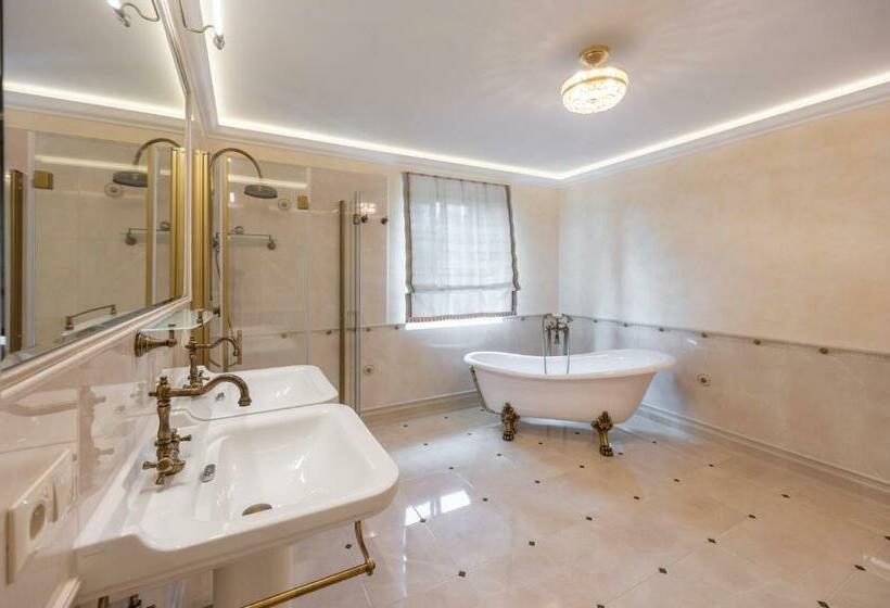 חדר דלוקס, Zámeček   Chateau Lány   Depandance Stroodel