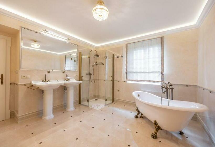 חדר דלוקס, Zámeček   Chateau Lány   Depandance Stroodel