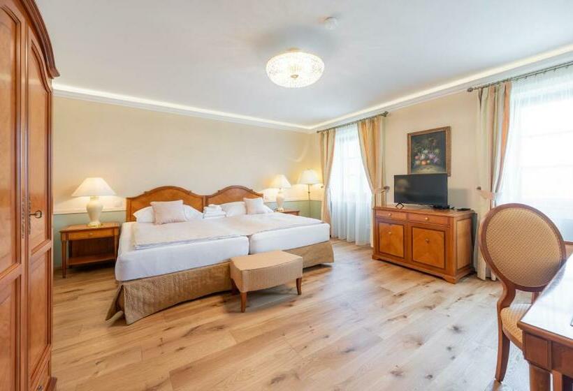 חדר סטנדרט, Zámeček   Chateau Lány   Depandance Stroodel