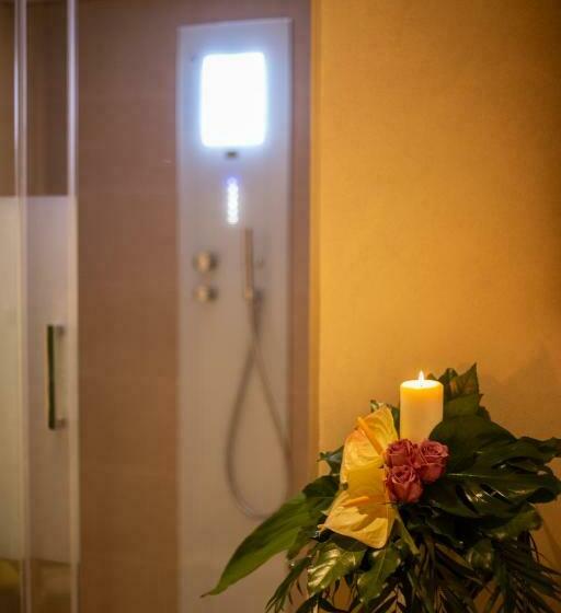 غرفة ديلوكس سرير كينج, Corte Rossetti Relax Assoluto E Luxury Urban Spa