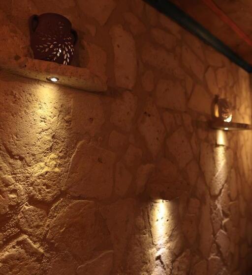 اتاق اکونومی, Stone Owl Otel & Restaurant