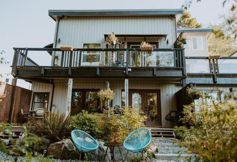 キングサイズベッドのスイートルーム, Lunar Cove Inn