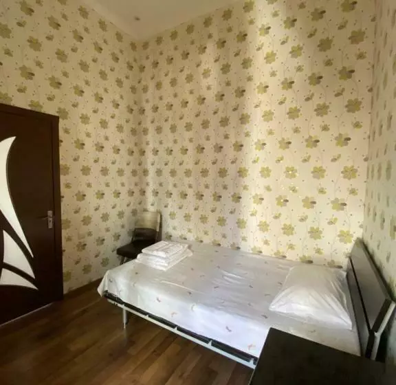 اتاق استاندارد یک نفره, Guest House Eli
