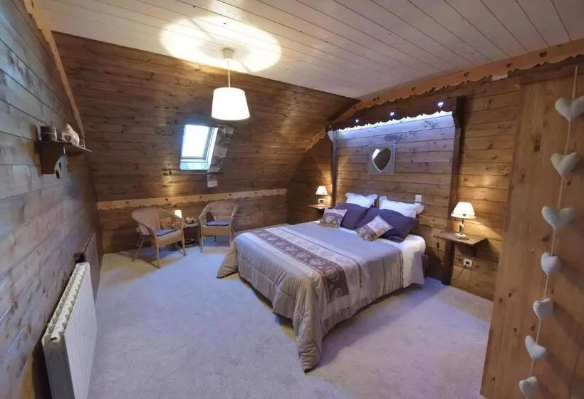 スタンダードルーム, Chambres D Hôtes Coeur De Bastié Et Ranch Du Lévézou