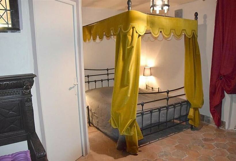 스탠다드 룸, Chateau Des Aiguilles