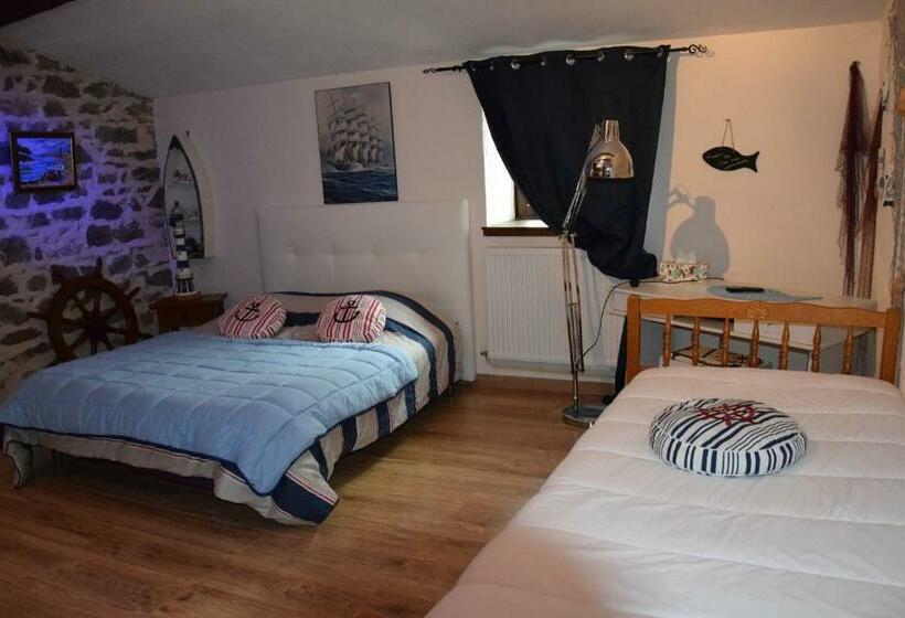 스탠다드 트리플 룸, Chateau Des Aiguilles