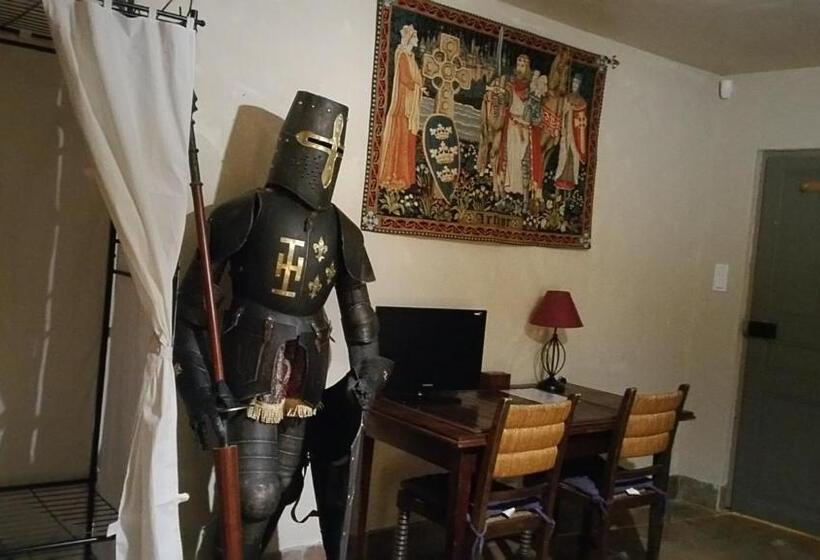 스탠다드 룸, Chateau Des Aiguilles