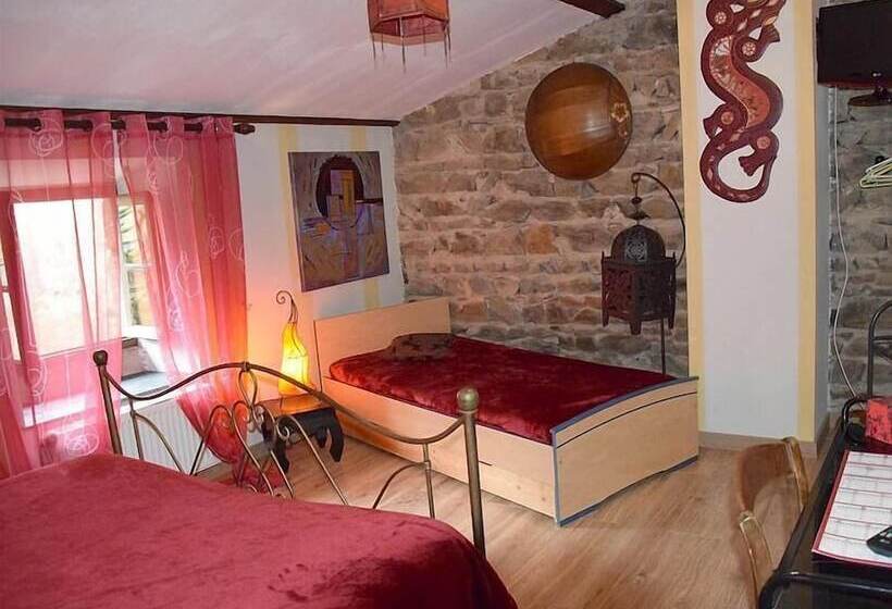 스탠다드 트리플 룸, Chateau Des Aiguilles