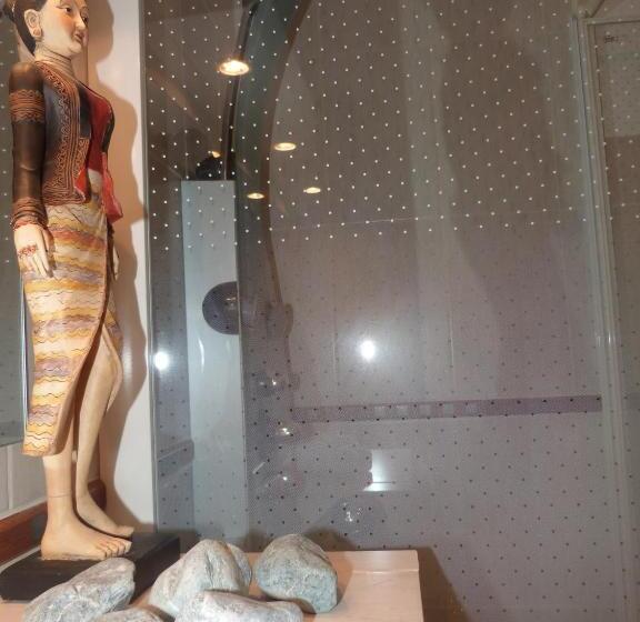 스탠다드 룸, Chateau Des Aiguilles