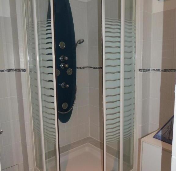 스탠다드 룸, Chateau Des Aiguilles