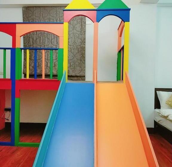 اتاق لوکس چهار تخته, Nan Jing 222 Homestay