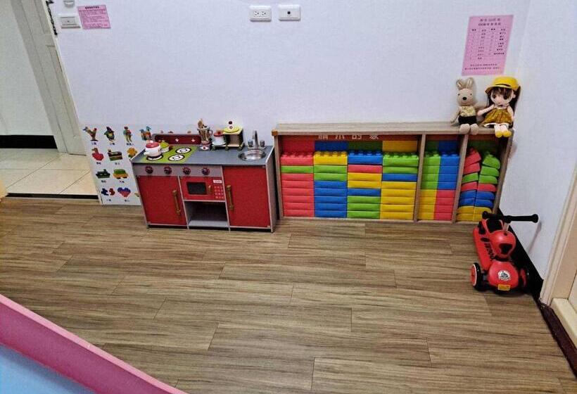 اتاق لوکس سه تخته, Nan Jing 222 Homestay