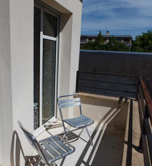 발코니가 있는 스위트, Villa Castoria