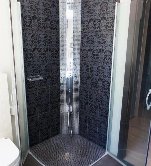 발코니가 있는 스위트, Villa Castoria