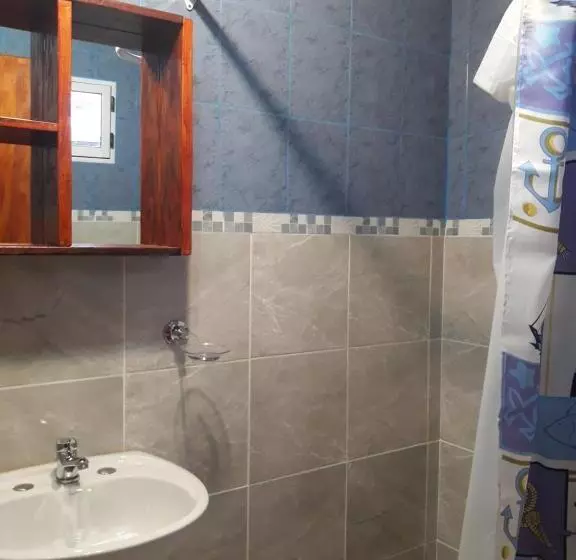 Standard Kolmen Hengen Huone, Hostel Luna Country