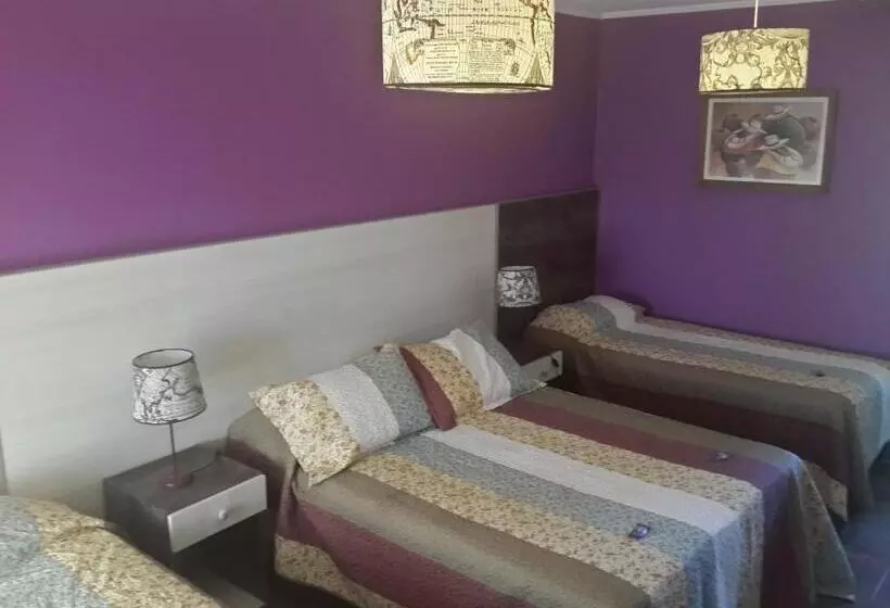 デラックスの４人部屋, Altos De Adonai
