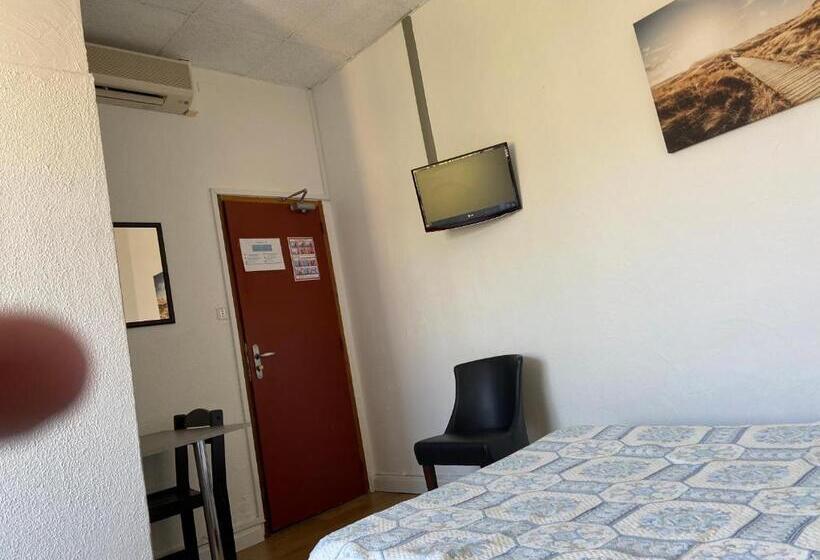 基本三人间, Hôtel Belle Vue D'angleterre