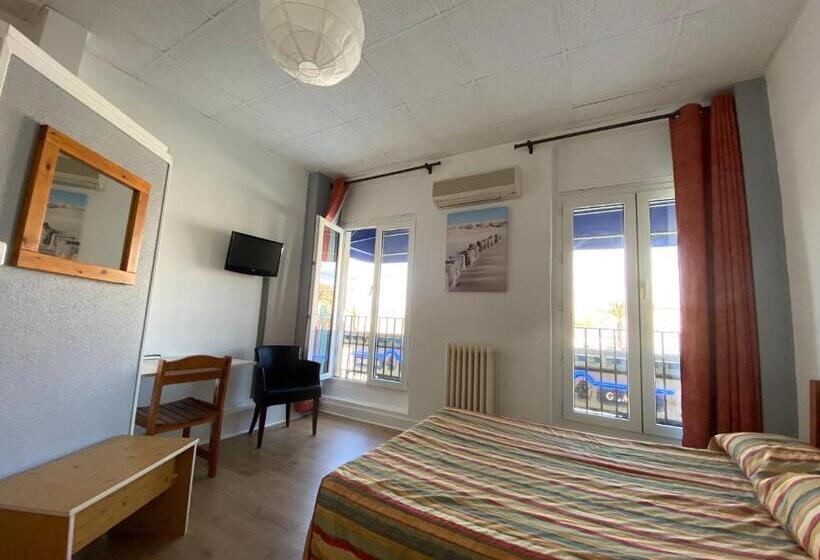 Triple Room Sea View, Hôtel Belle Vue D'angleterre