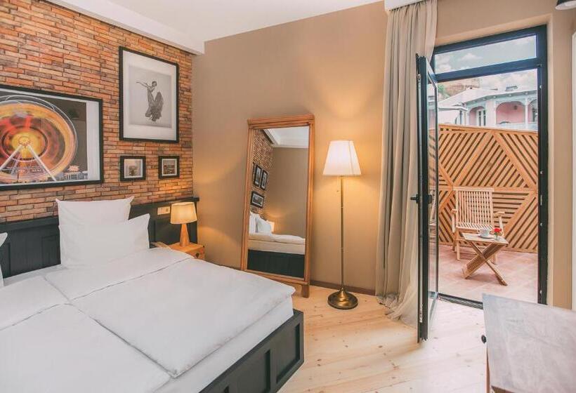 Standard Room, Kisi Boutique