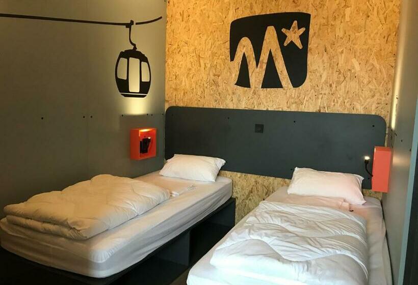 标准间, Moontain Hostel