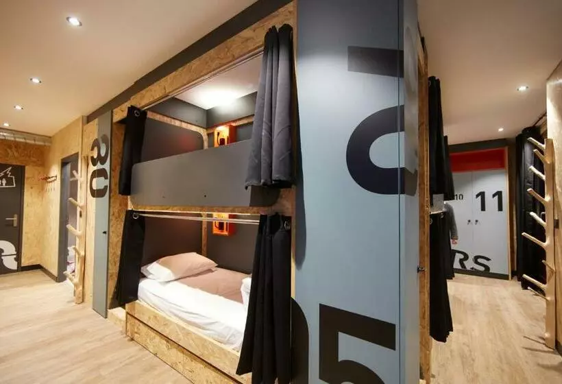 Letto in Camera Condivisa, Moontain Hostel