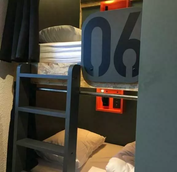Letto in Camera Condivisa, Moontain Hostel