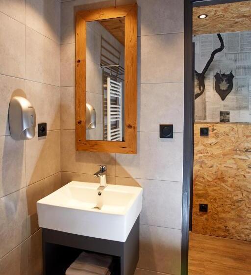 高级客房, Moontain Hostel