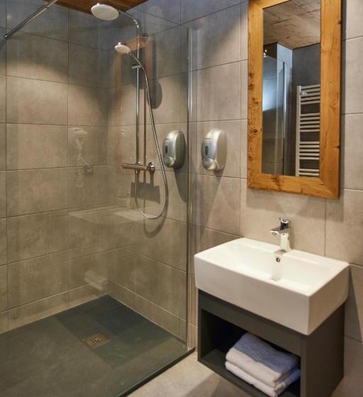 高级客房, Moontain Hostel