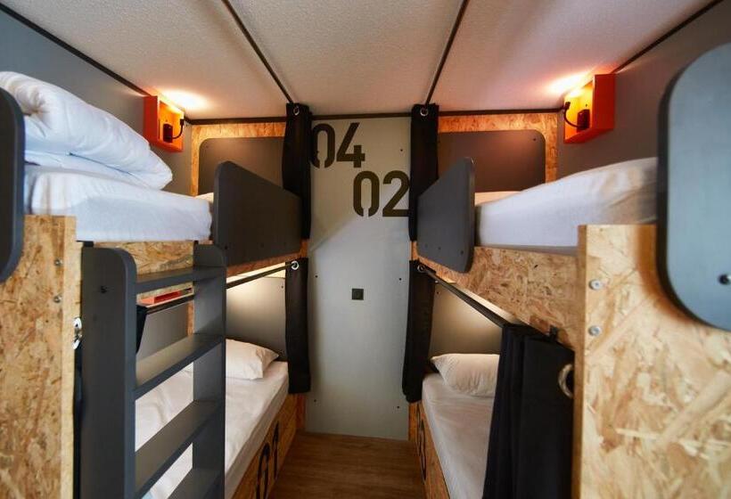 四人标准间, Moontain Hostel