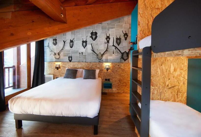 高品质的四人房间, Moontain Hostel