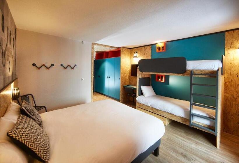 高品质的四人房间, Moontain Hostel