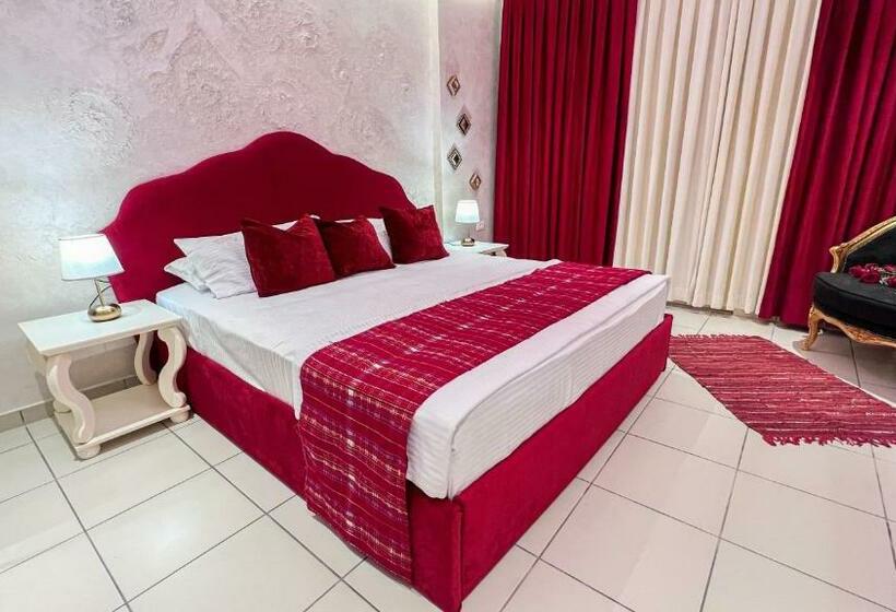 غرفة قياسية مزوَّدة بشُرفة, Valz