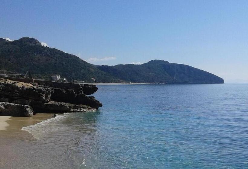 آپارتمان 1 خوابه با چشم‌انداز دریا, Vila Bello