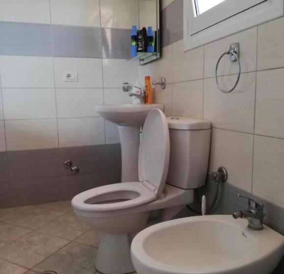 آپارتمان 1 خوابه با چشم‌انداز دریا, Vila Bello