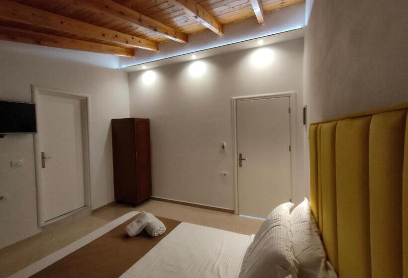 اتاق لوکس با چشم‌انداز دریا, Vila Bello