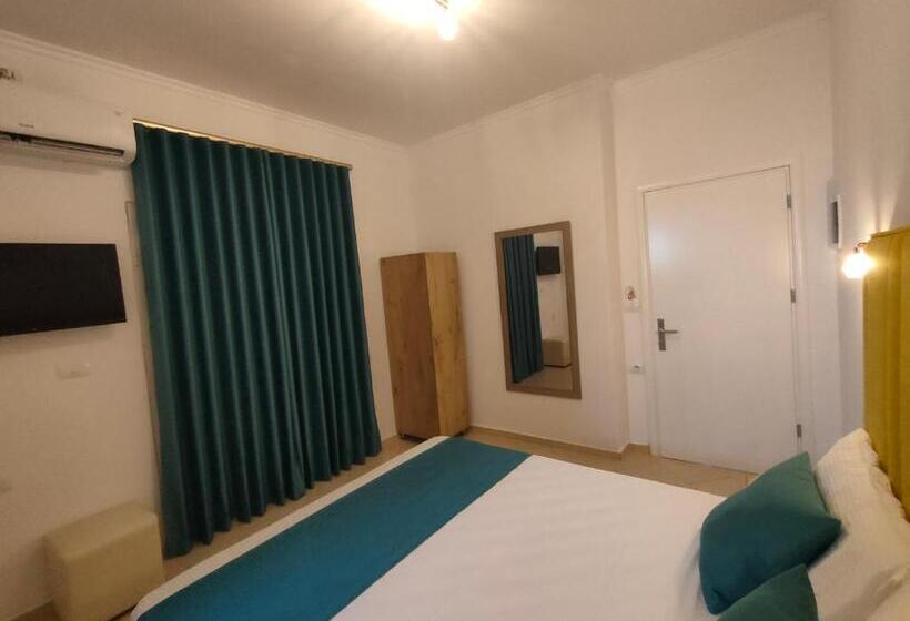 اتاق لوکس با چشم‌انداز دریا, Vila Bello