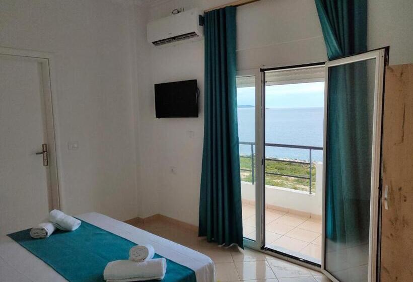 اتاق لوکس با چشم‌انداز دریا, Vila Bello