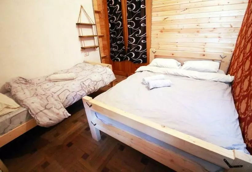 Economy Quadruple Room, Sheni Hostel
