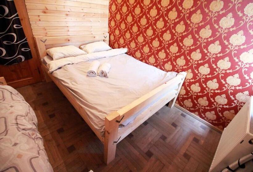 Economy Quadruple Room, Sheni Hostel