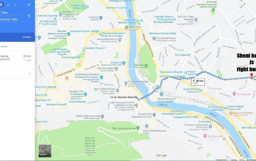 تختخواب در اتاق مشترک, Sheni Hostel