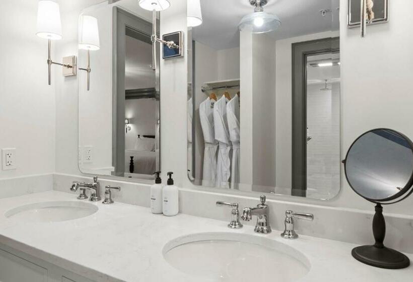 침실 2개 스위트, The Davenport Inn